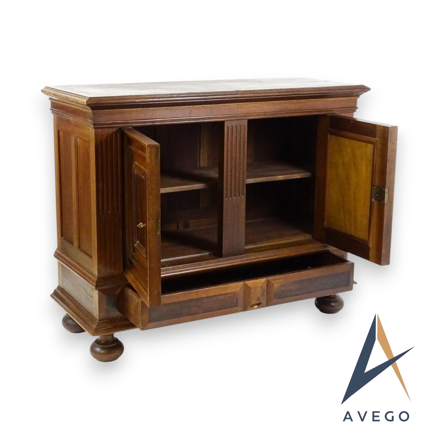Large Antique Victorian Walnut Sideboard / Cupboard