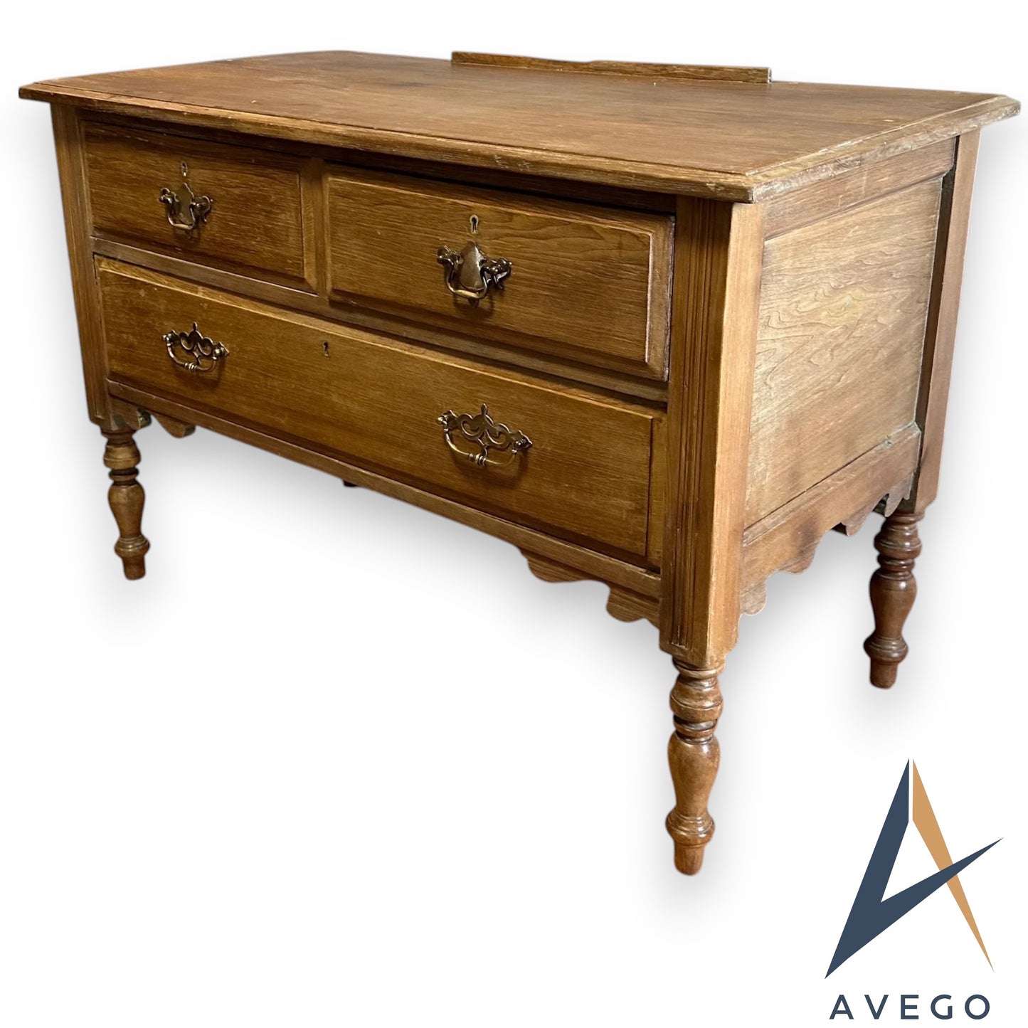 Victorian 3 Drawer Walnut Chest of Drawers