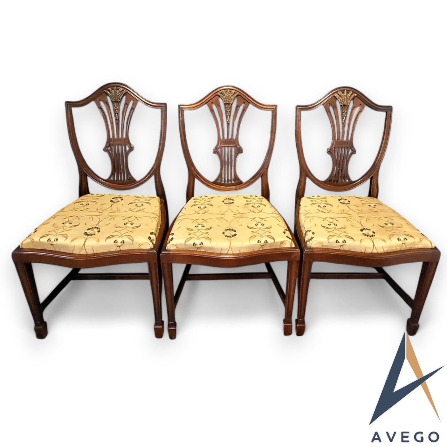 Hepplewhite Style Wheatsheaf Shield Back Dining Chairs Set of 6 (2+4)