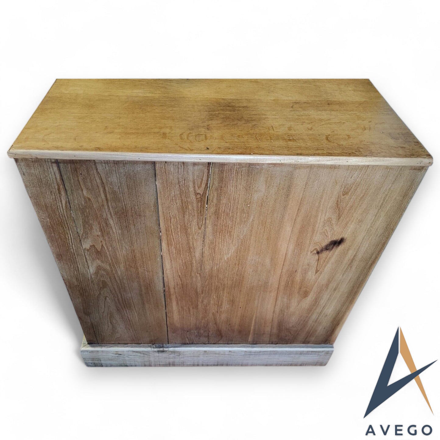 Side view of Victorian oak and poplar 5 drawer collectors chest – antique furniture piece