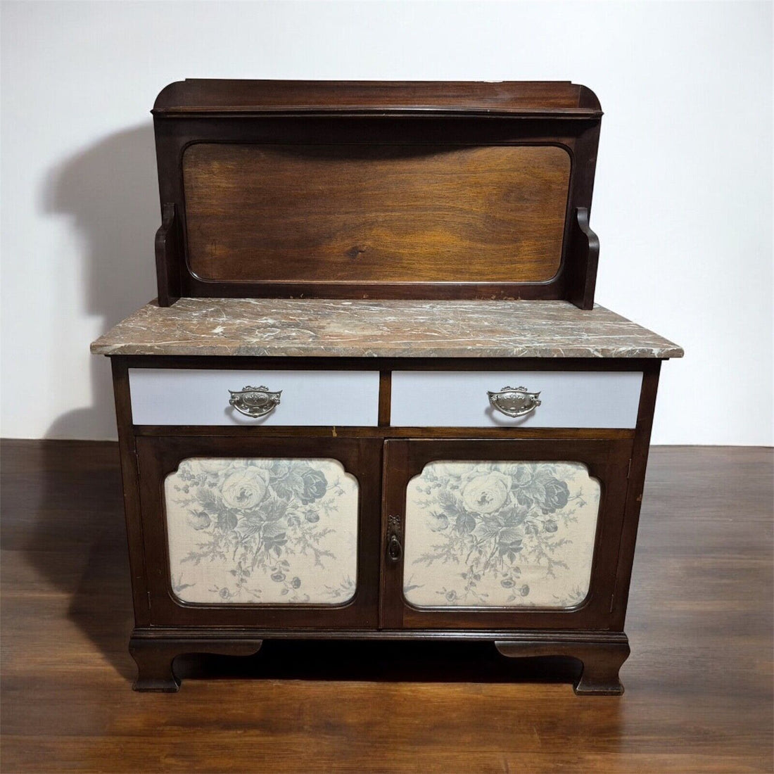 Antique Wash Stands: A Testament to Elegance and Utility