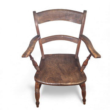 Craftsmanship Matters: Discovering the Unique Soul of Antique Pieces