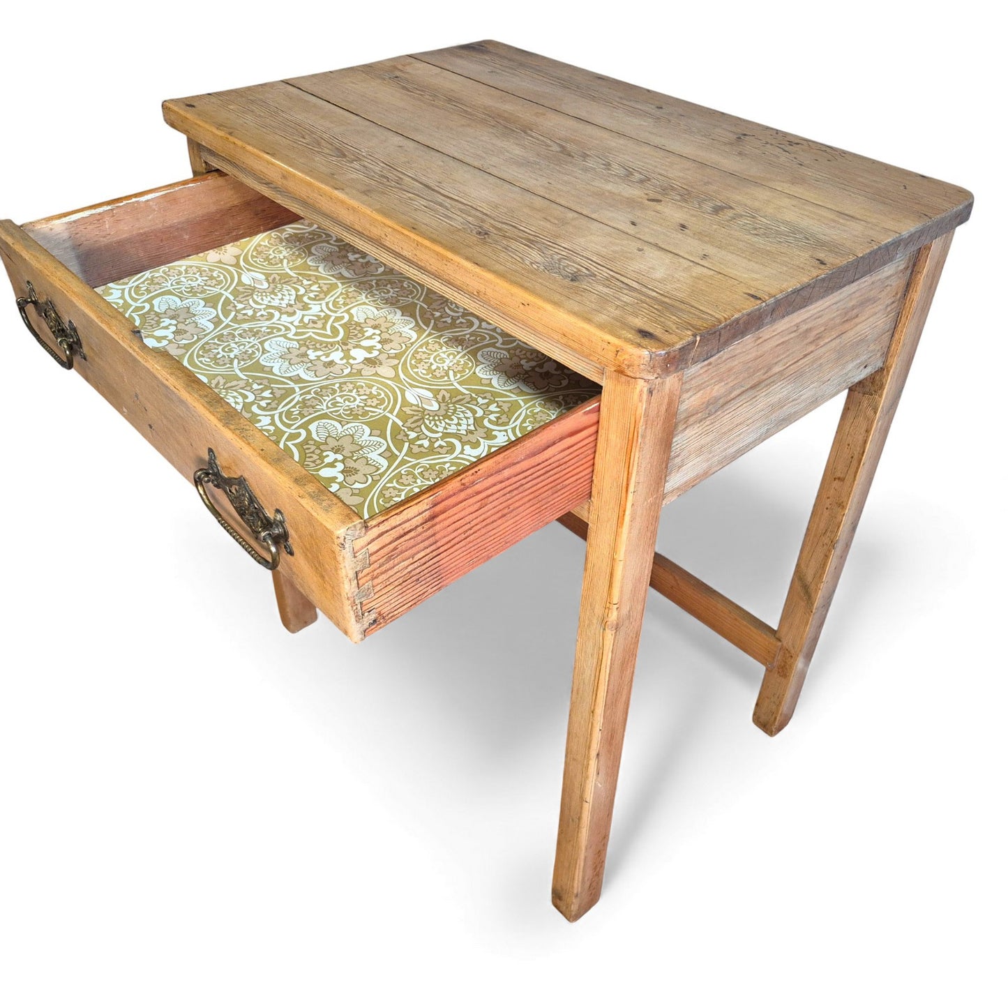 06d090559cb64f8269fc01939486e1bf