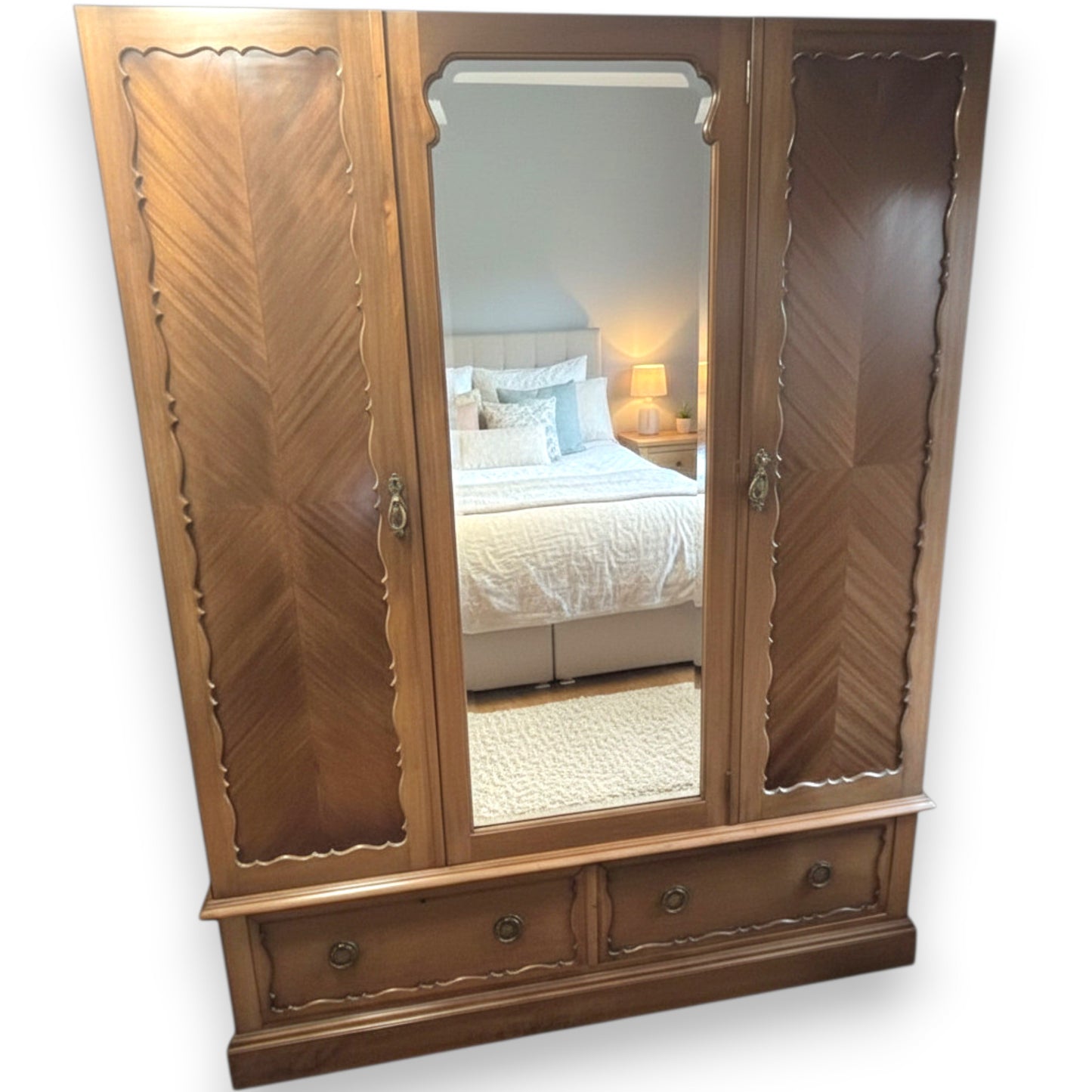 Antique Edwardian Triple Wardrobe with Bevelled Mirror | c1910