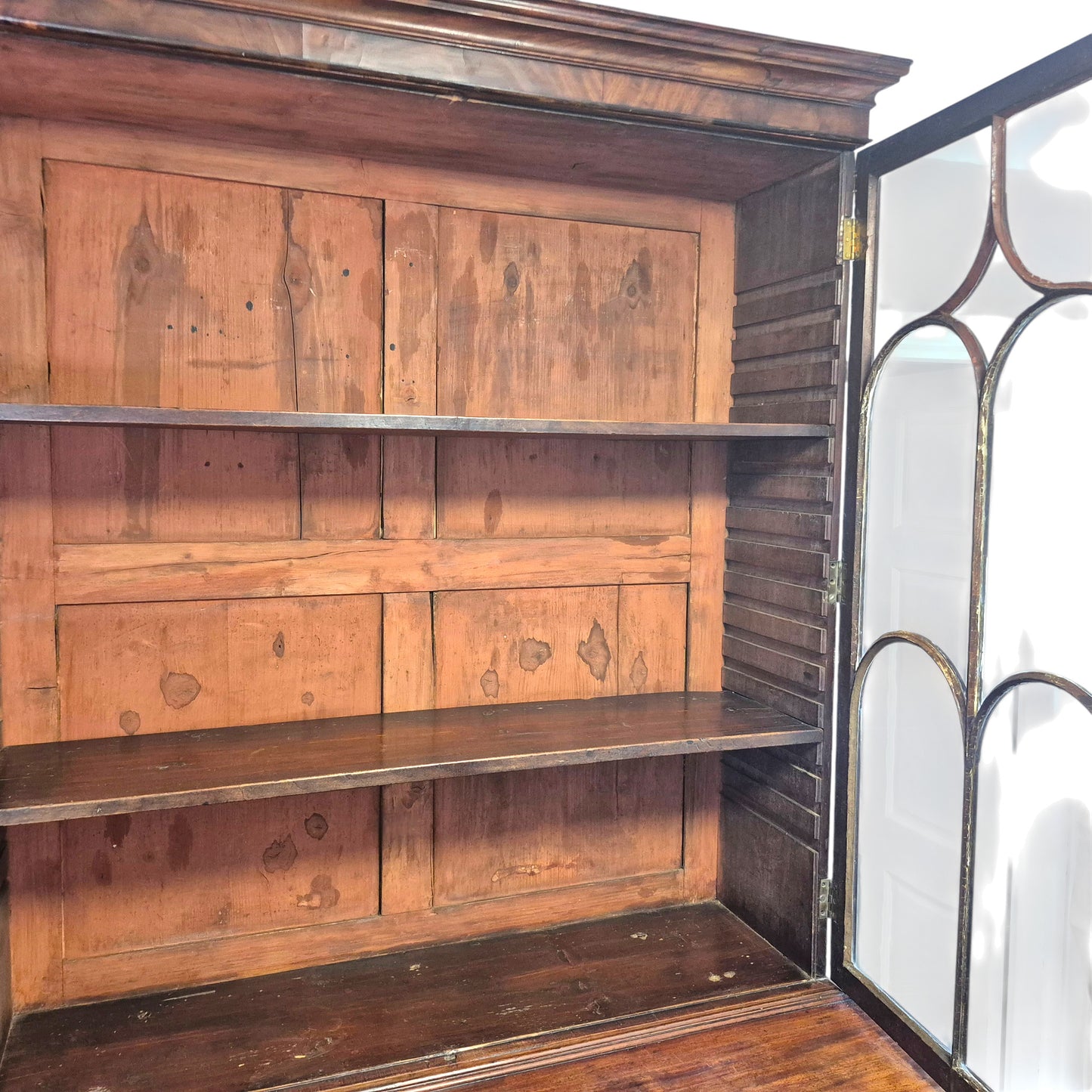 Late Georgian Mahogany Secretaire Bookcase c.1800