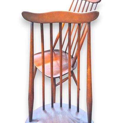 Pair of Vintage Ercol Goldsmith Windsor Dining Chairs Model 369