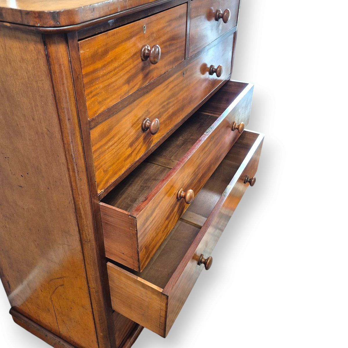 Antique Victorian Mahogany Chest of Drawers by Maple & Co London