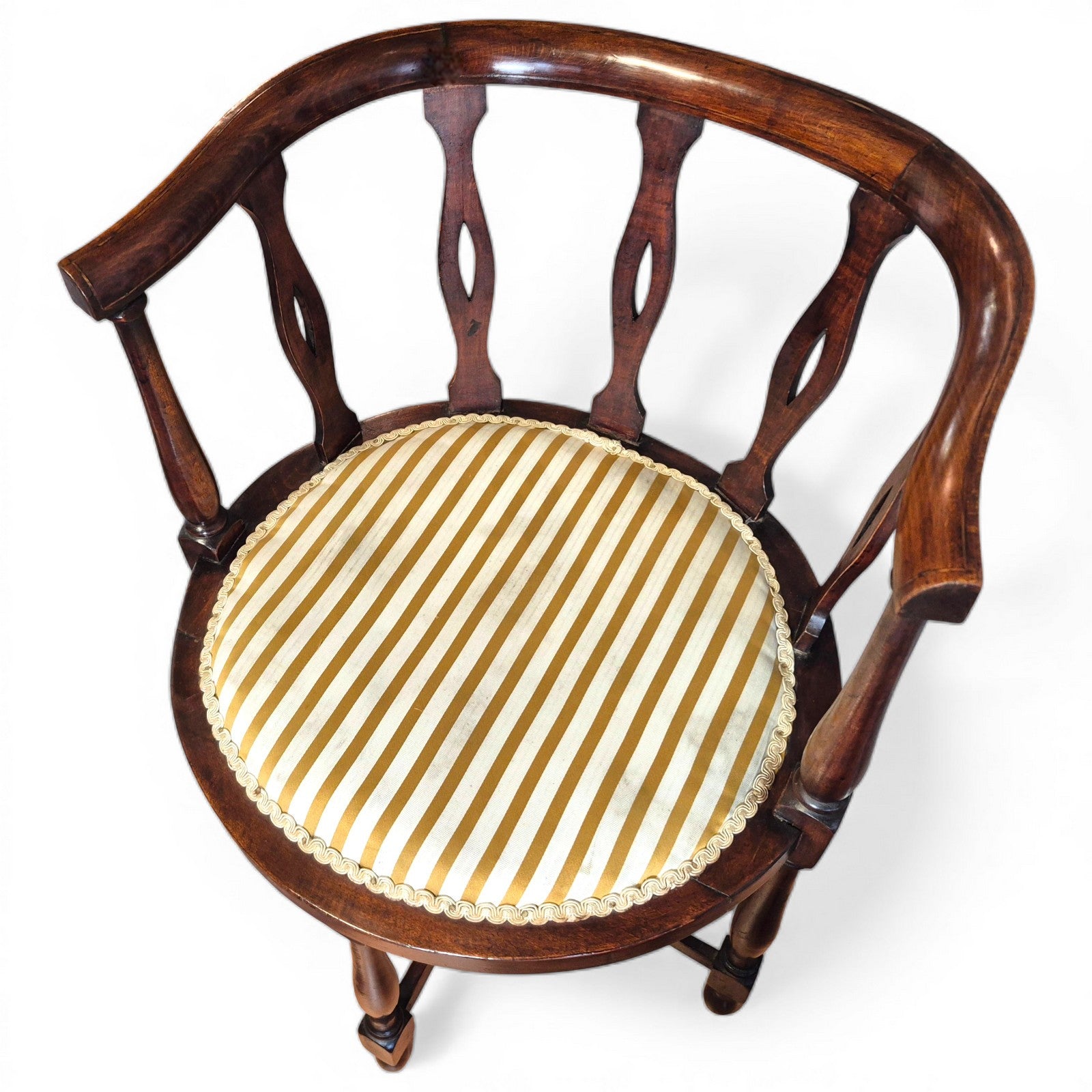 7356b5f8536d2b79ace1e411b914aba6