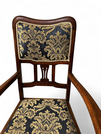 c826559f2206a04e92c028bb0107fcb5