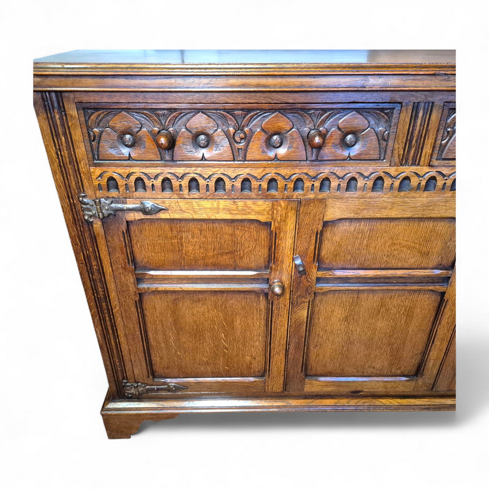 4f713a8bb44280652a22343221f78979