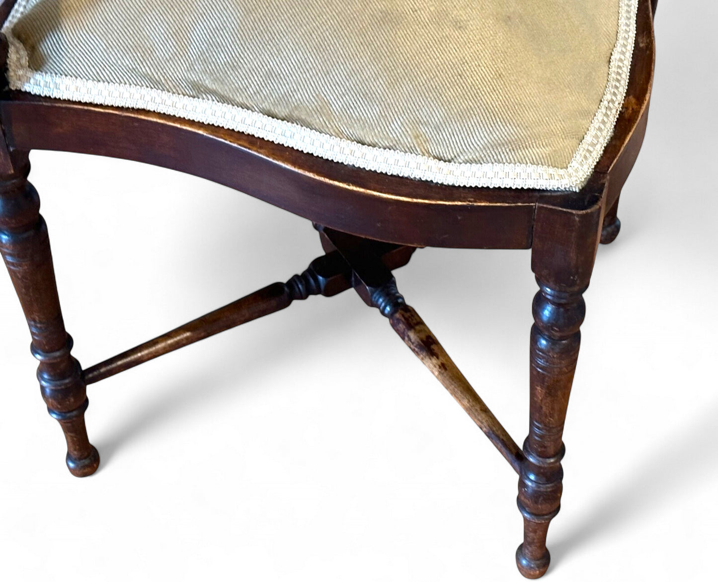 be87db16eae050566b2dd957d3d9e7ed