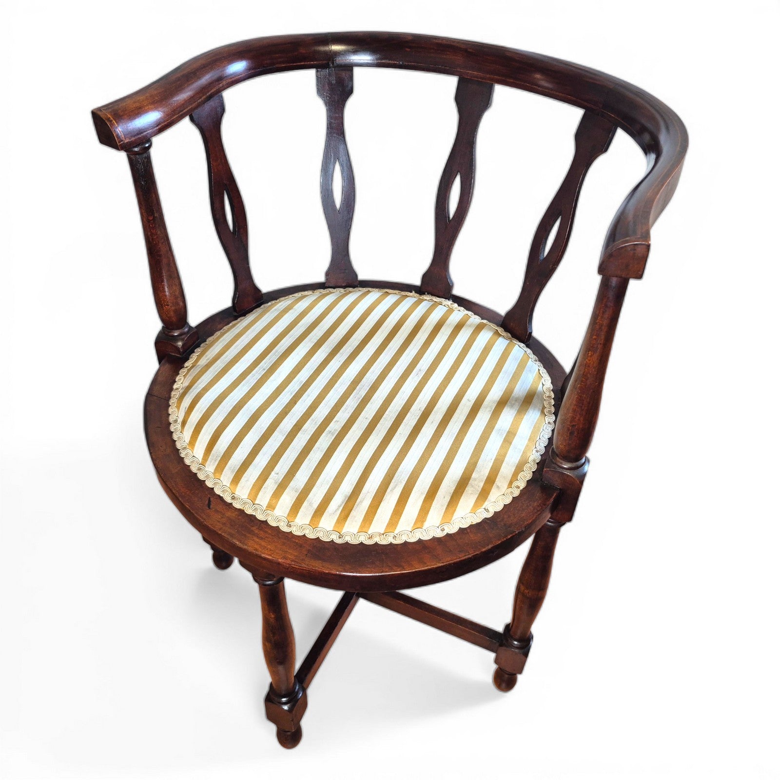 7ce9cc823f8c5d5f68c8b3a0928e4450