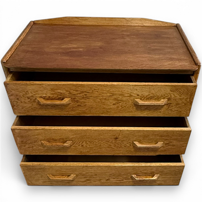 Vintage 1930s Oak Three-Drawer Chest with Raised Gallery Top
