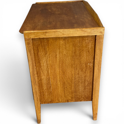 Vintage 1930s Oak Three-Drawer Chest with Raised Gallery Top