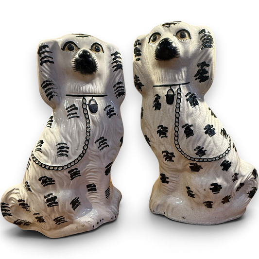 Pair of Large 19th Century Staffordshire Spaniel Dogs – Sampson Smith Longton