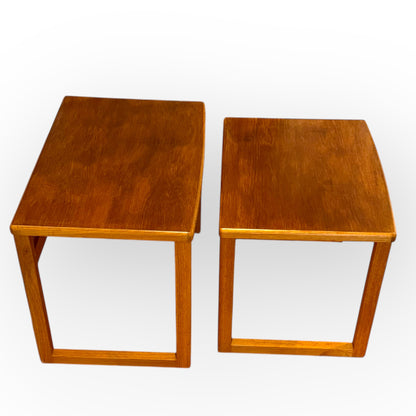 Vintage Teak Nesting Tables – Mid-Century Style Pair