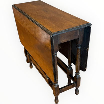 Early 20th Century Oak Drop Leaf Table | Antique Folding Oak Dining Table