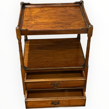 Early 20th Century Regency-Style Mahogany Lamp Table with Drawers