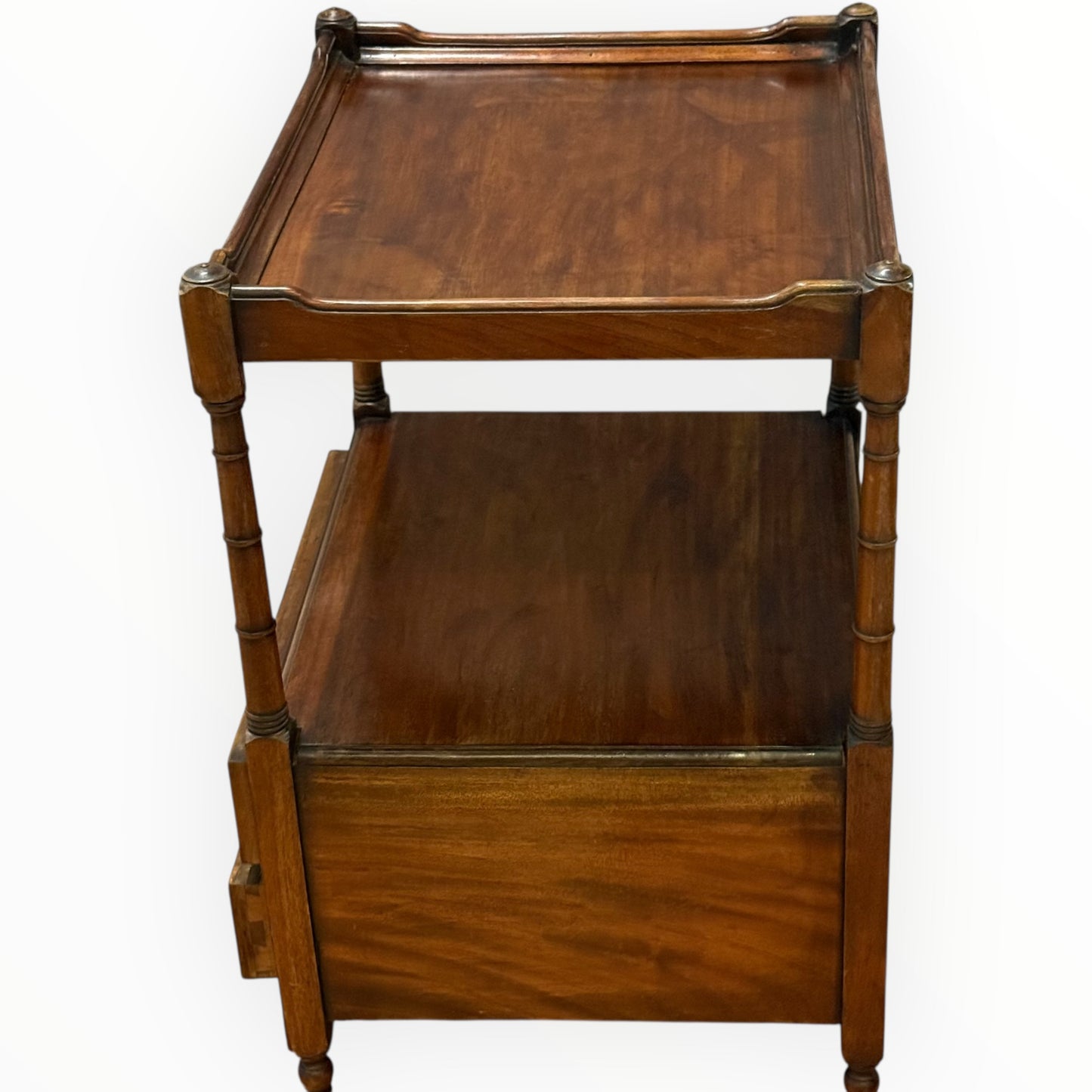 Early 20th Century Regency-Style Mahogany Lamp Table with Drawers