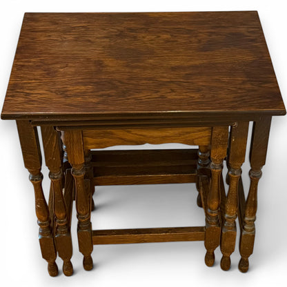 Vintage Oak Nest Of Tables – Set Of Three Occasional Side Tables