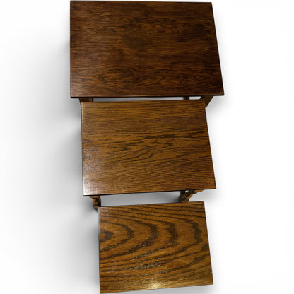 Vintage Oak Nest Of Tables – Set Of Three Occasional Side Tables