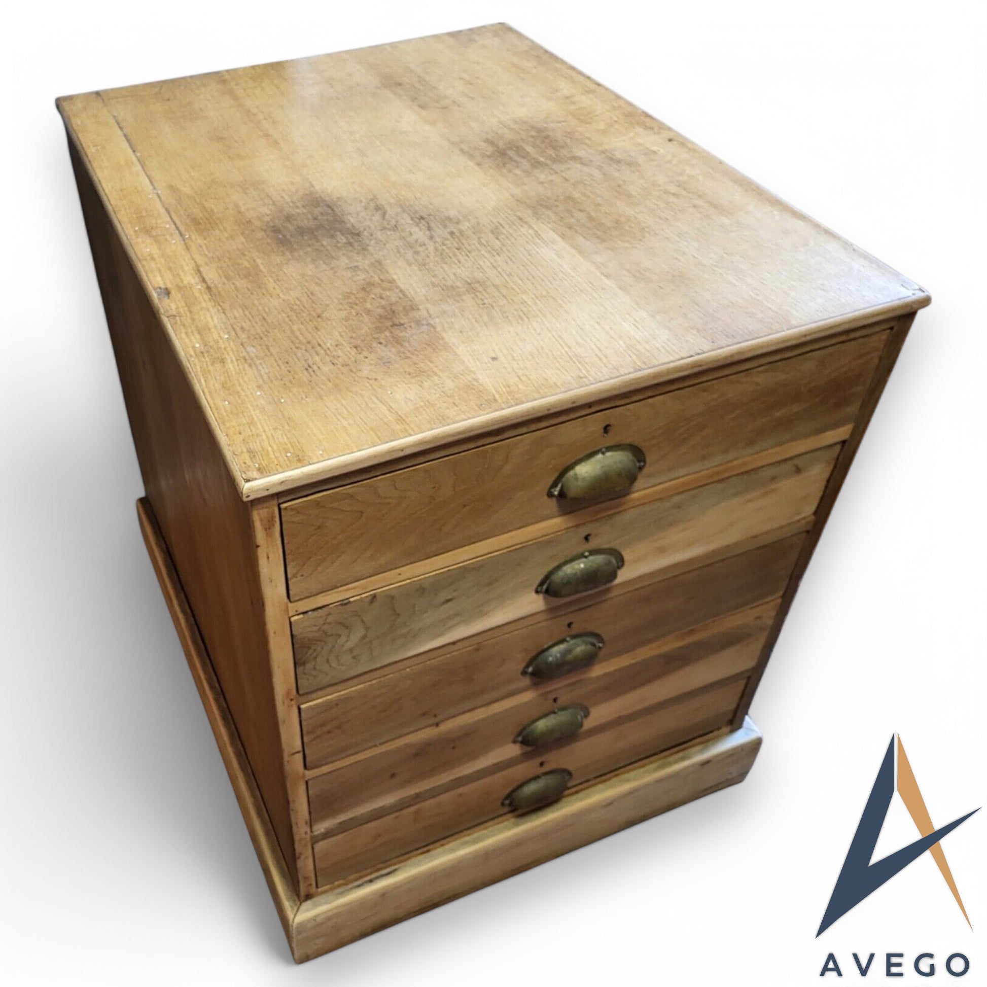 Victorian oak 5 drawer collectors chest displayed by Avego Antiques – restored period furniture
