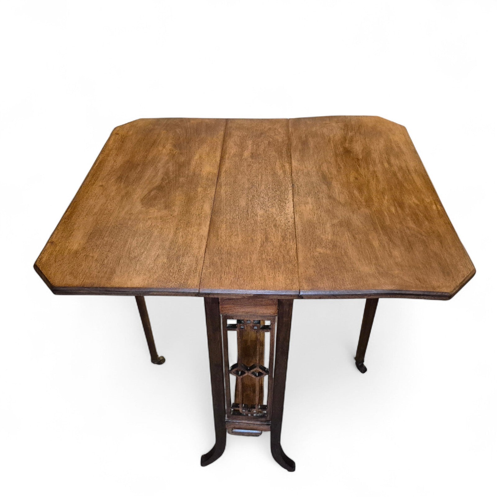 f932a1ebb8a046f8c0fa4bea610a0060