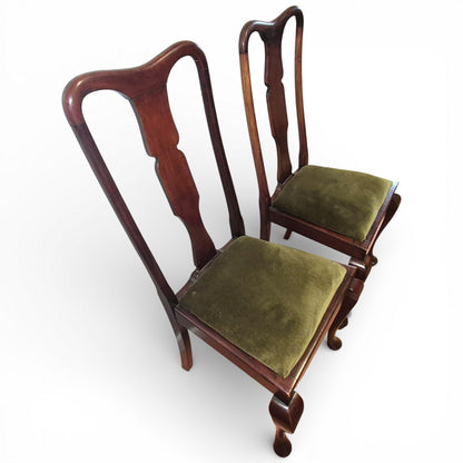 Side profile of Queen Anne style mahogany high back dining chair