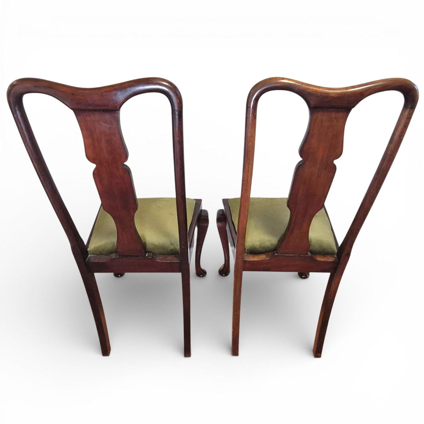 Back detail of Queen Anne style mahogany dining chair