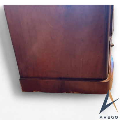 Victorian one-piece Mahogany Bow Breakfront Six Drawer Kneehole Desk