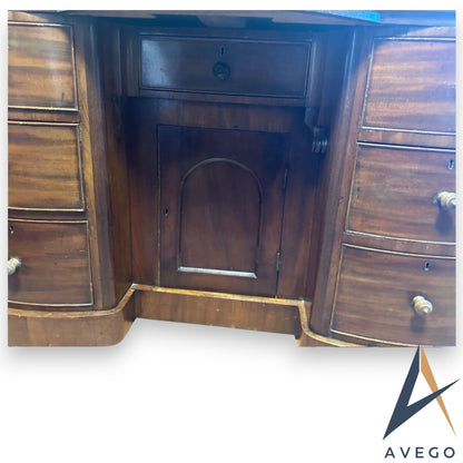 Victorian one-piece Mahogany Bow Breakfront Six Drawer Kneehole Desk