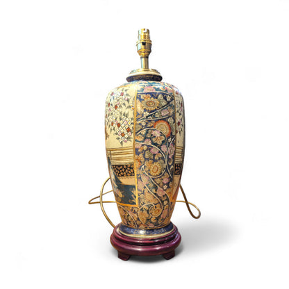 Vintage ceramic table lamp with 3-pin UK plug and bayonet bulb fitting