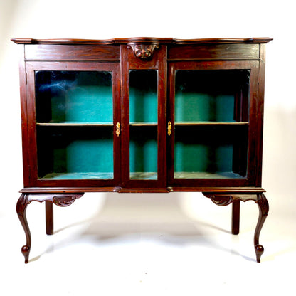 Vintage Chippendale style mahogany display cabinet – front view with glazed doors