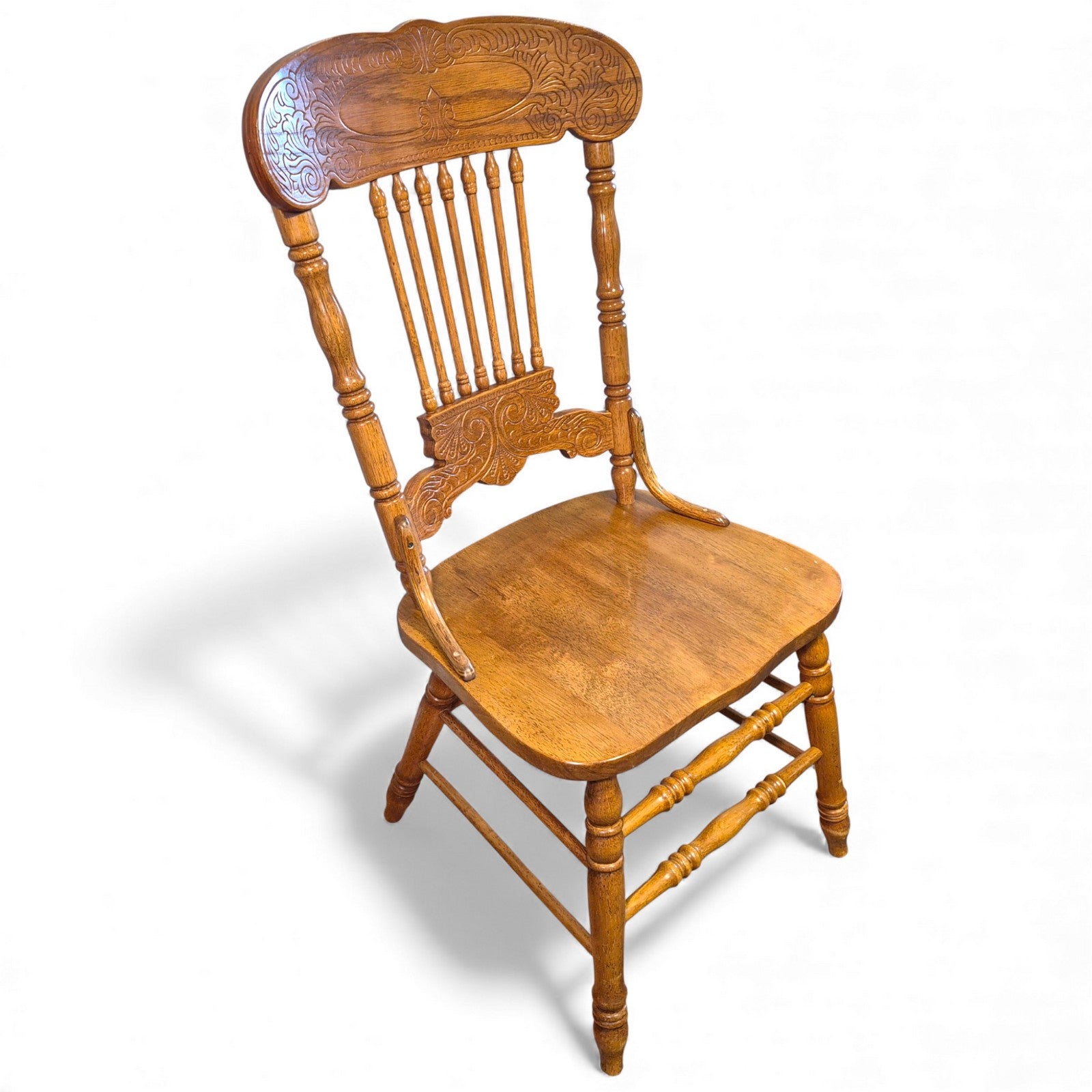 Vintage oak chairs with turned legs and rustic patina